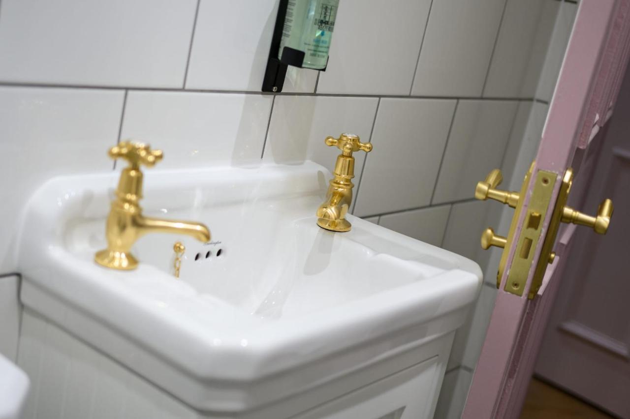 Super King Garden Suite With En-Suite Edinburg Exteriör bild