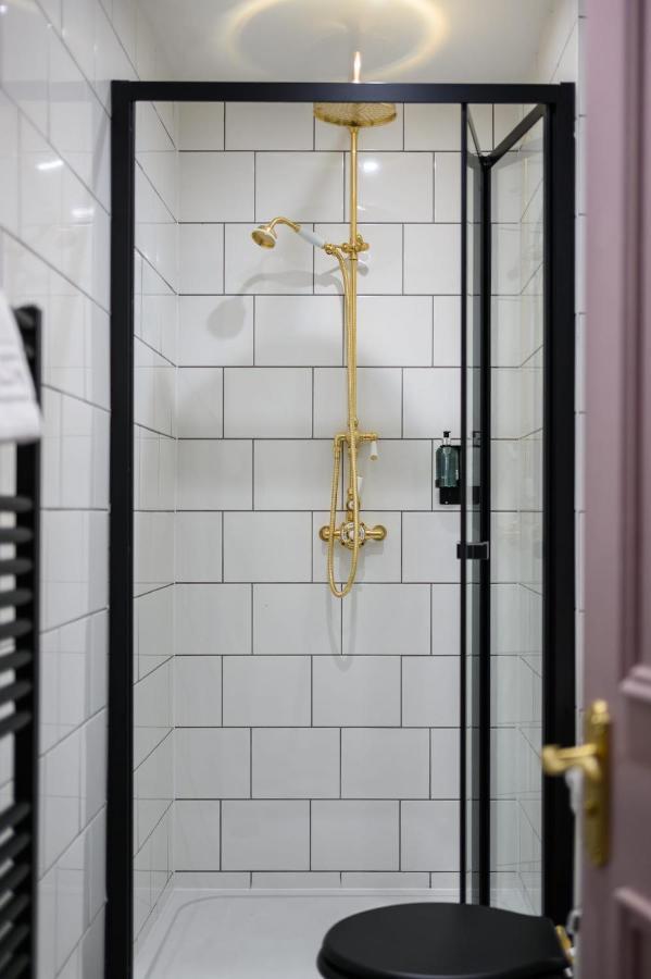 Super King Garden Suite With En-Suite Edinburg Exteriör bild